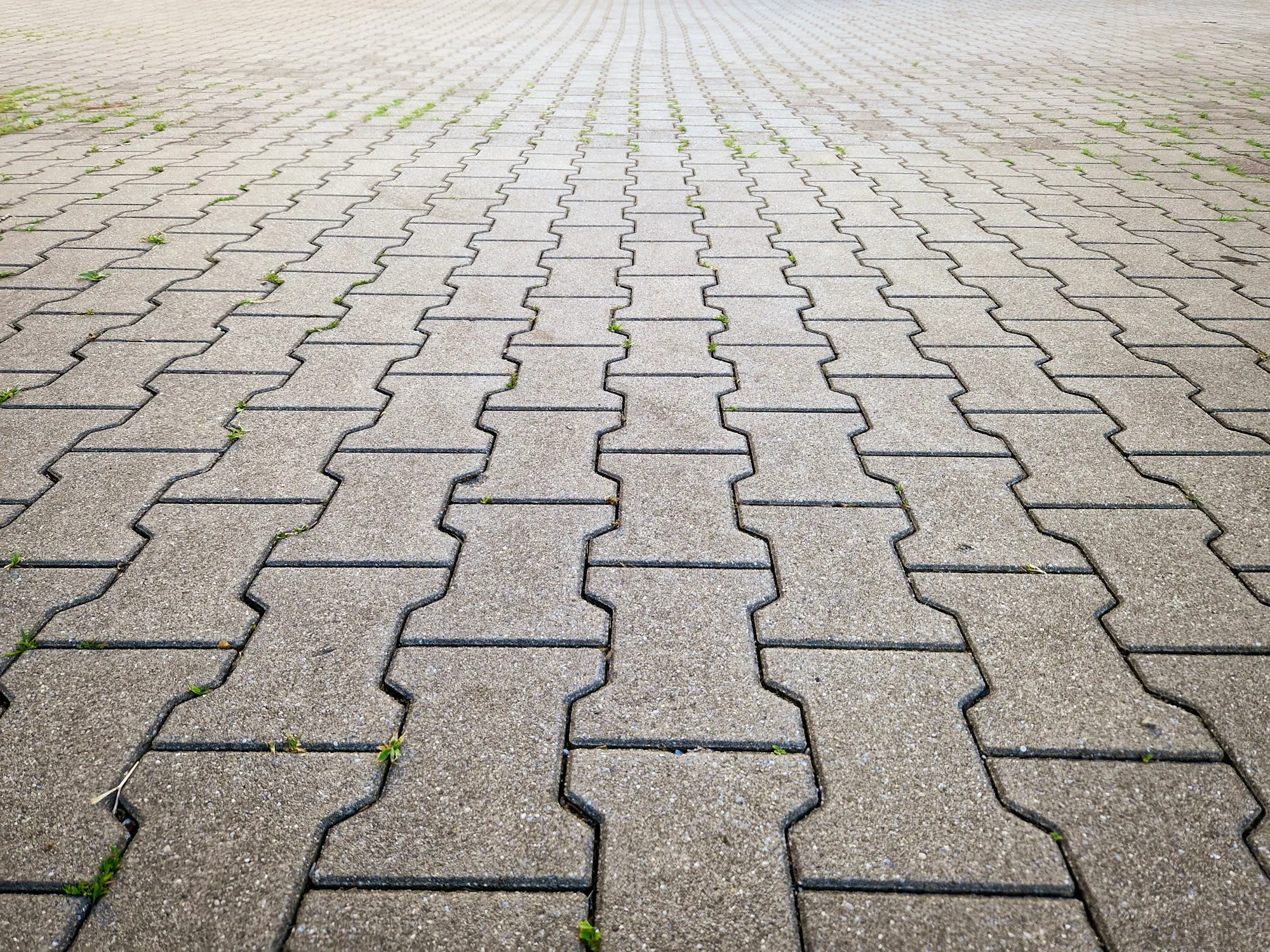 Plac manewrowy przy budynku usługowym — RZESZÓW, ZAŁĘŻE